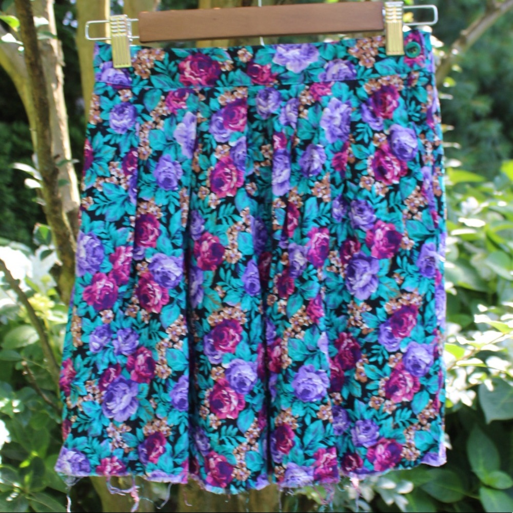 UO pleated skirt